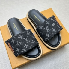 Louis Vuitton Slippers